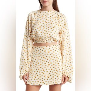 WeWoreWhat Danielle Bernstein Billow Sleeve Floral Satin Blouse Open Back NWOT X